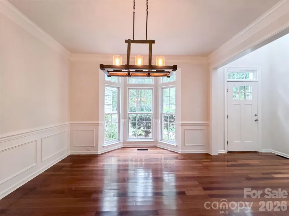 153 Montrose Drive Mooresville, NC 28115