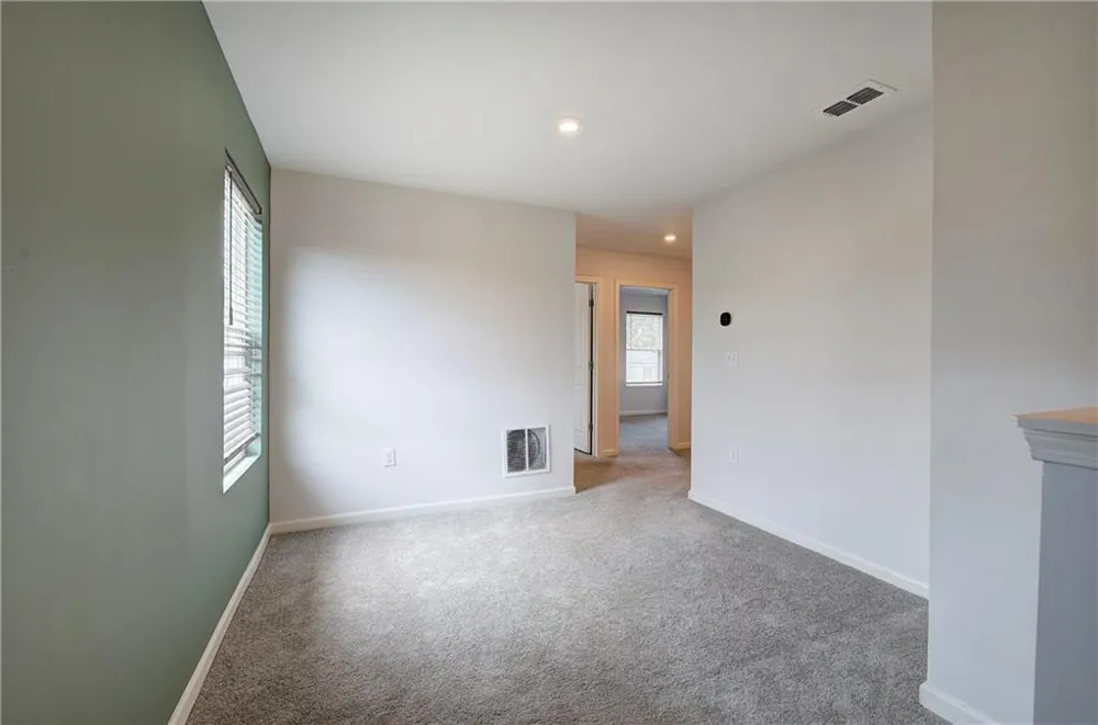 128 Oxford Lane Kingston, GA 30145