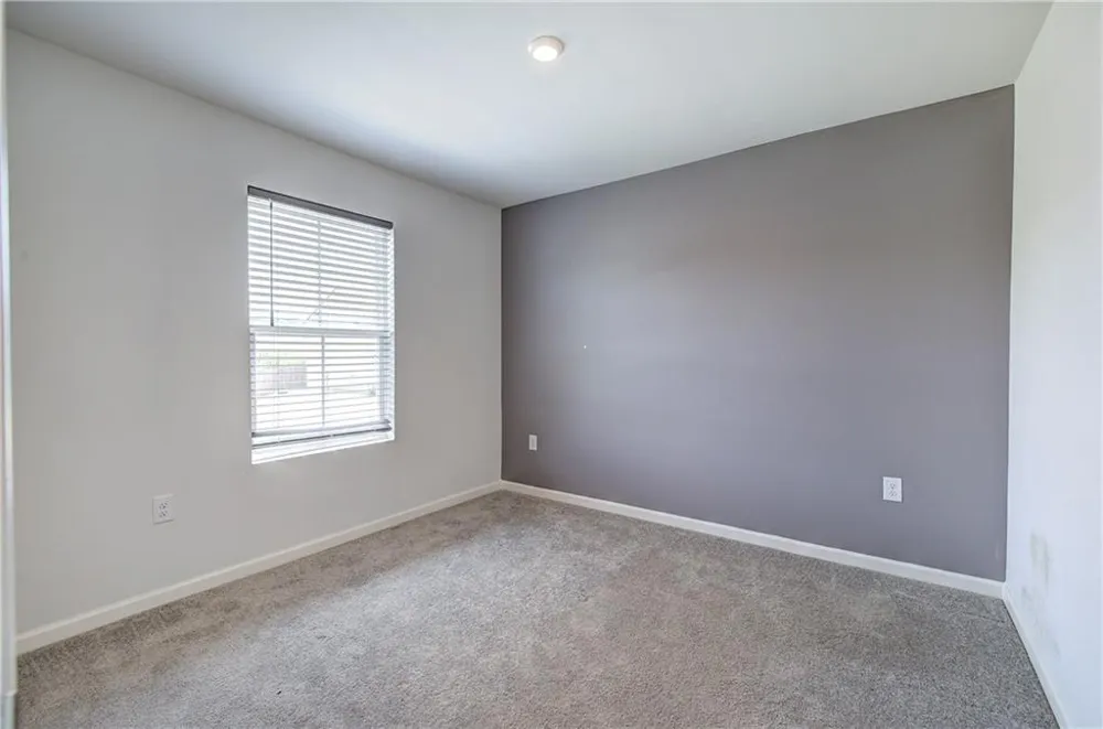 128 Oxford Lane Kingston, GA 30145