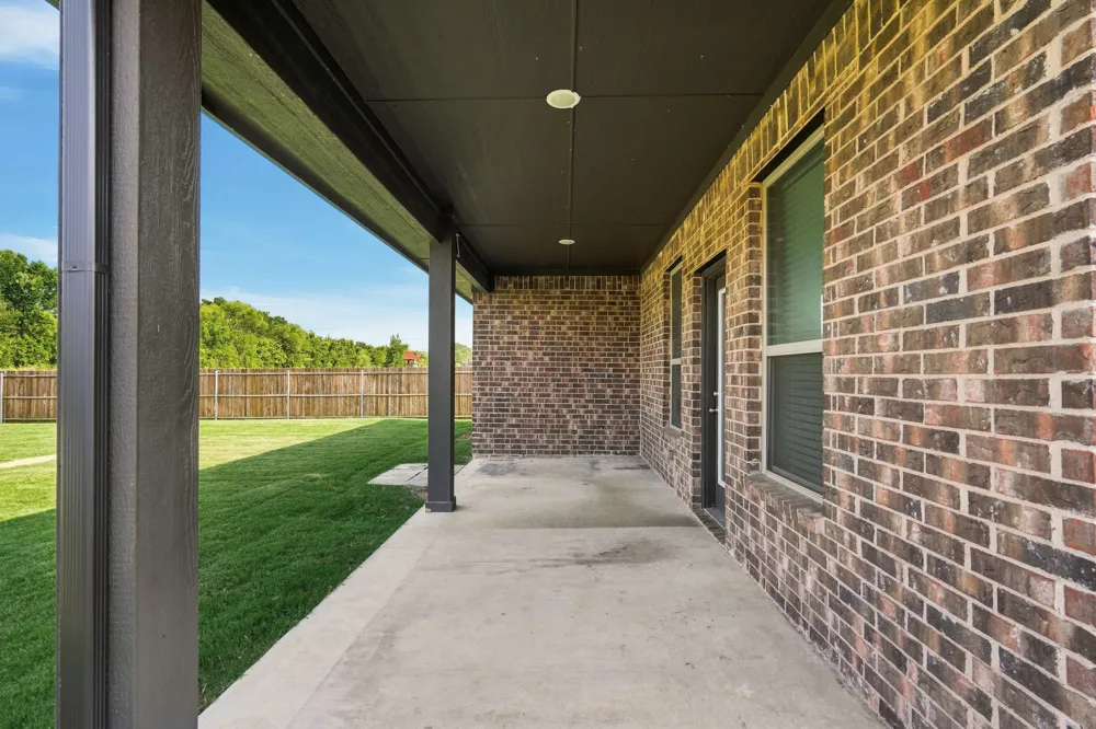 1133 Rushmore Drive Burleson, TX 76028