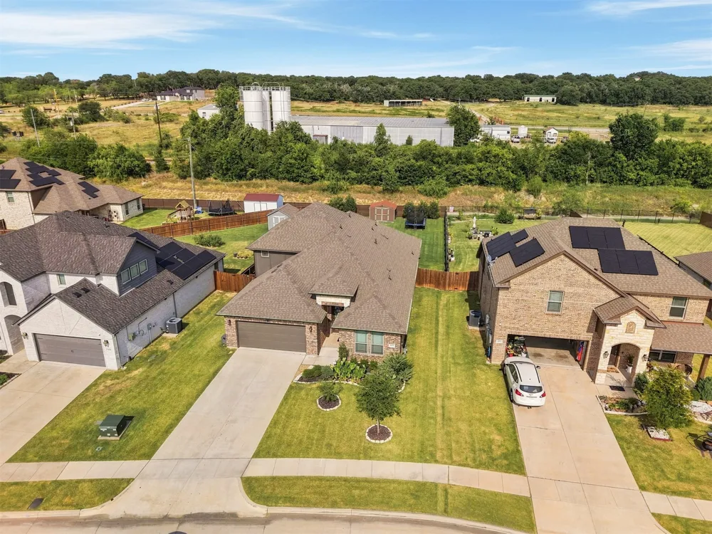 1133 Rushmore Drive Burleson, TX 76028