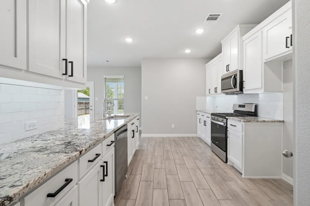 1133 Rushmore Drive Burleson, TX 76028