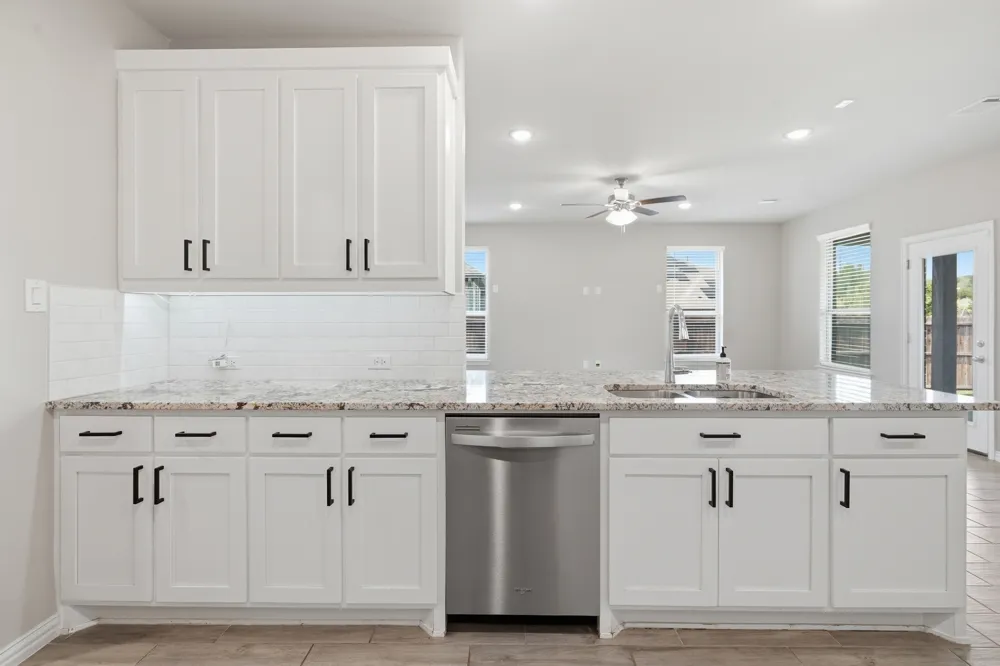 1133 Rushmore Drive Burleson, TX 76028