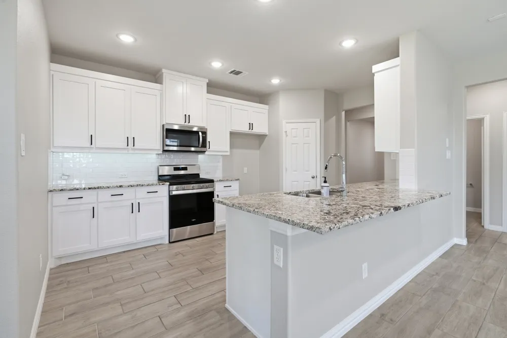 1133 Rushmore Drive Burleson, TX 76028