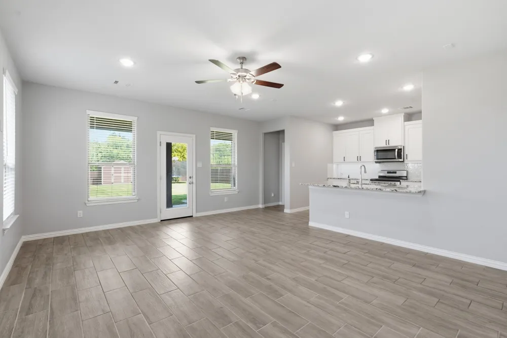 1133 Rushmore Drive Burleson, TX 76028