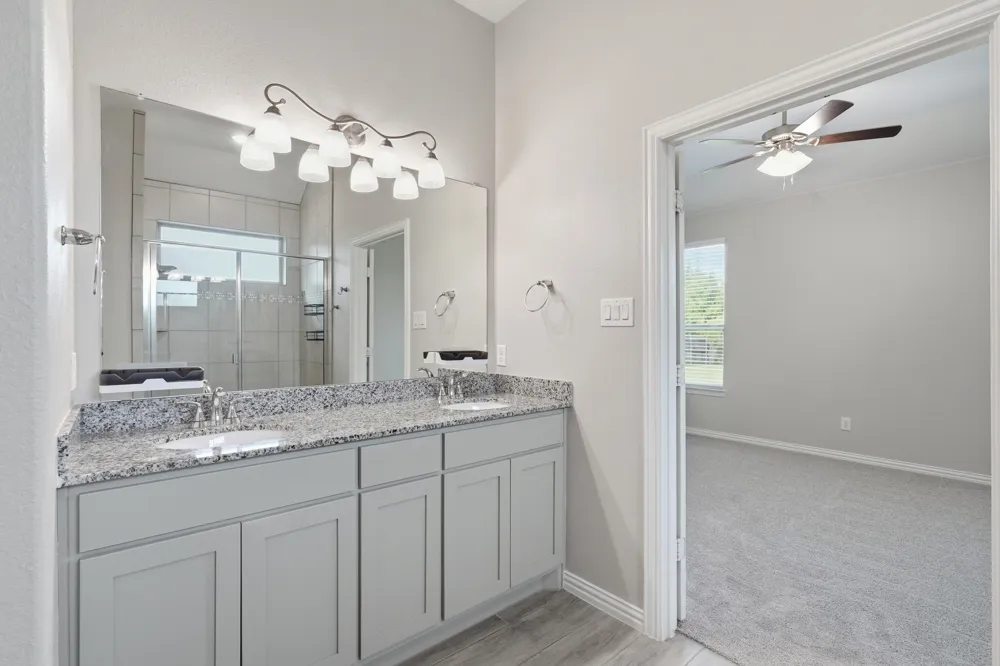 1133 Rushmore Drive Burleson, TX 76028