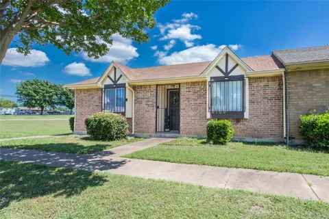 33 E Townhouse Lane #30