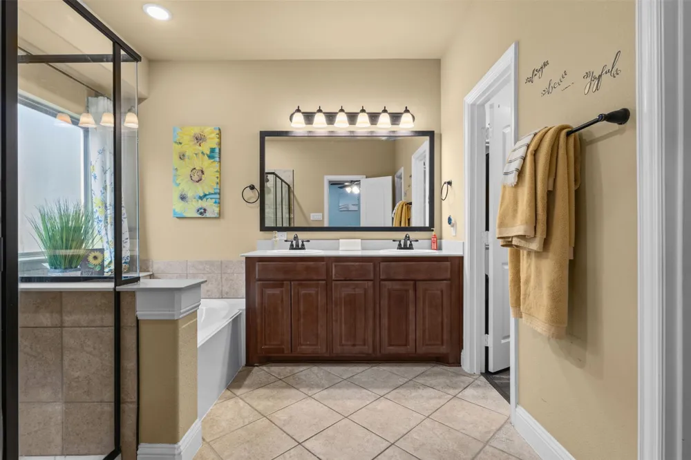 205 Melody Way Red Oak, TX 75154