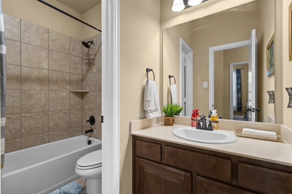 205 Melody Way Red Oak, TX 75154