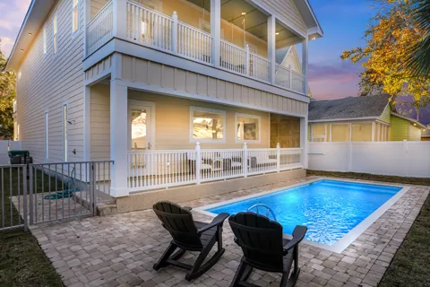 4552 Woodwind Drive
