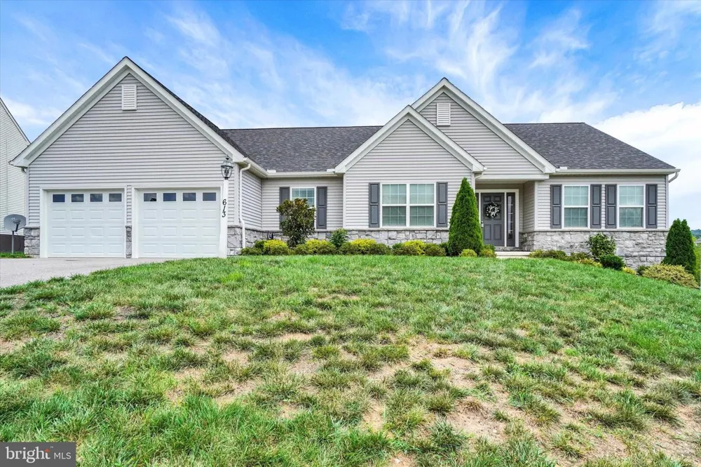 613 RISHEL DRIVE York, PA 17406