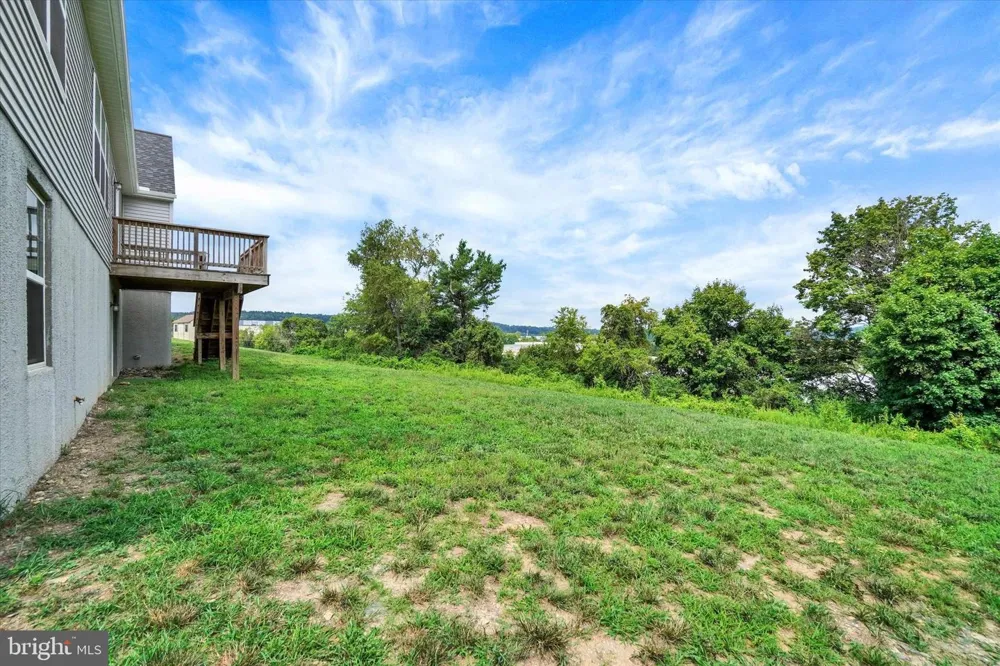 613 RISHEL DRIVE York, PA 17406