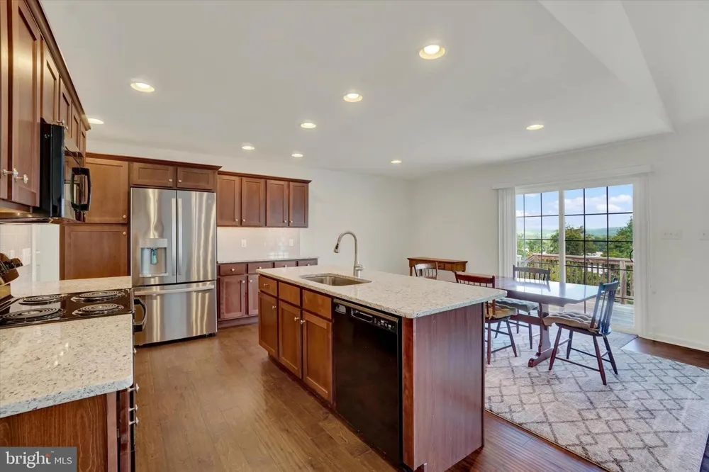 613 RISHEL DRIVE York, PA 17406