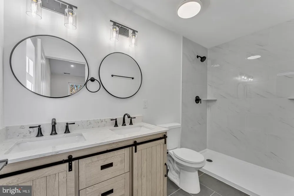 54 E BUTTONWOOD AVENUE Pine Hill, NJ 08021