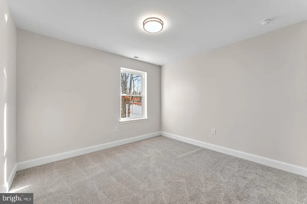 54 E BUTTONWOOD AVENUE Pine Hill, NJ 08021