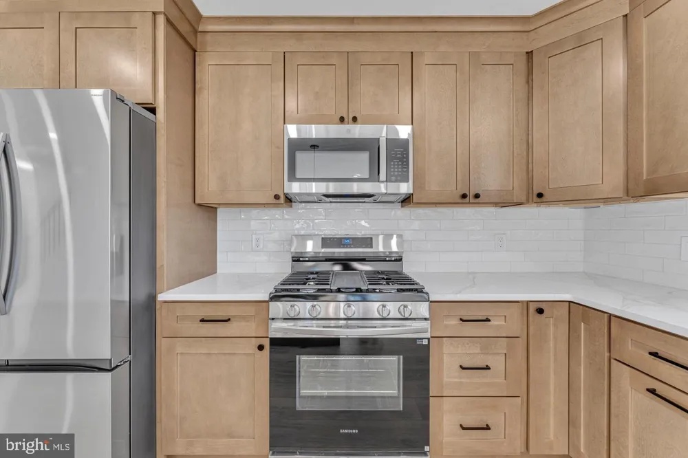 54 E BUTTONWOOD AVENUE Pine Hill, NJ 08021
