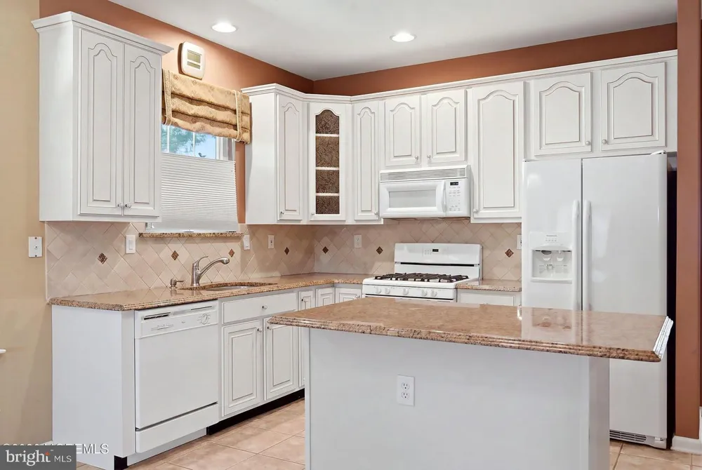 2 FALSTAFF DRIVE Manchester Township, NJ 08759
