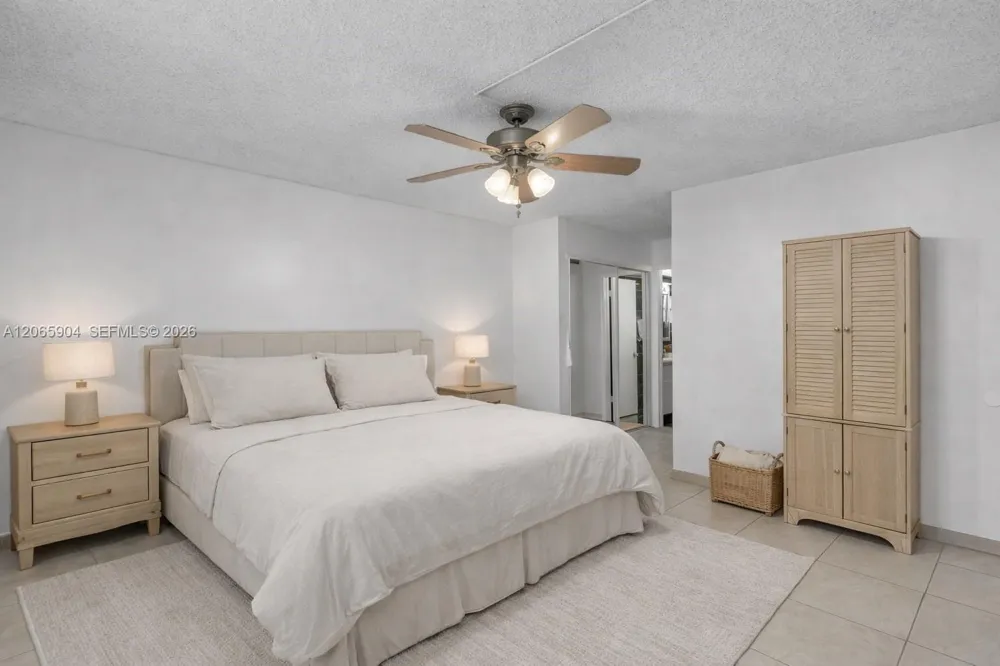 4000 NE 170th St #200 North Miami Beach, FL 33160