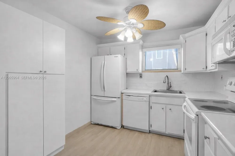 4000 NE 170th St #200 North Miami Beach, FL 33160