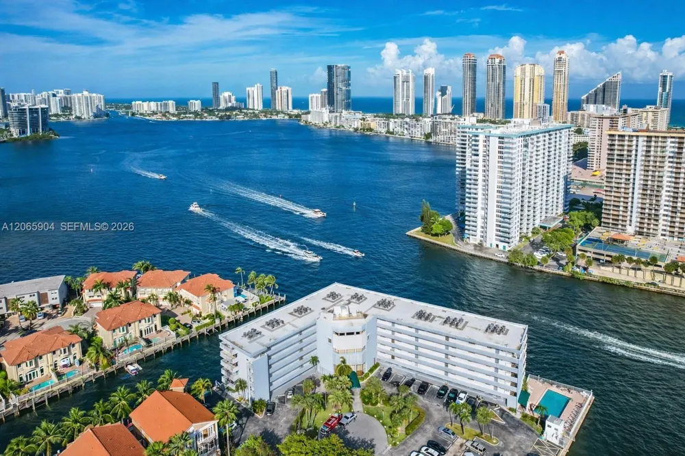 4000 NE 170th St #200 North Miami Beach, FL 33160