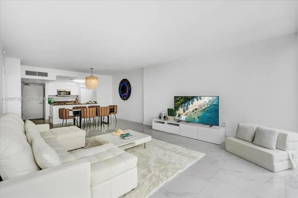 10275 Collins Ave #916 Bal Harbour, FL 33154
