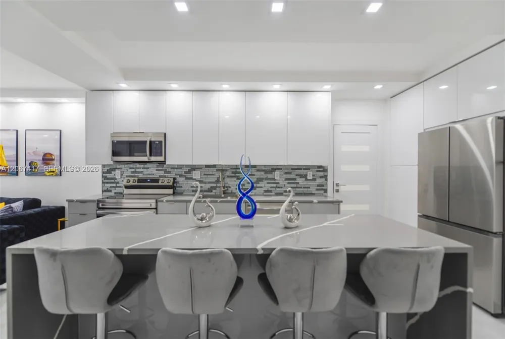 1980 S Ocean Dr #20K Hallandale Beach, FL 33009