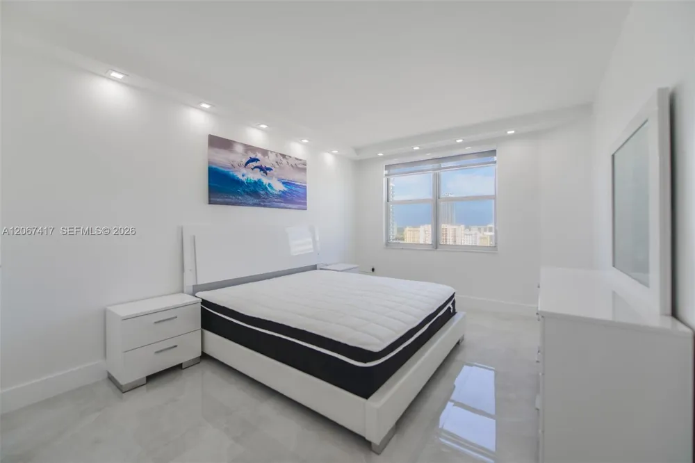 1980 S Ocean Dr #20K Hallandale Beach, FL 33009