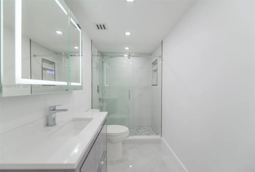 1980 S Ocean Dr #20K Hallandale Beach, FL 33009