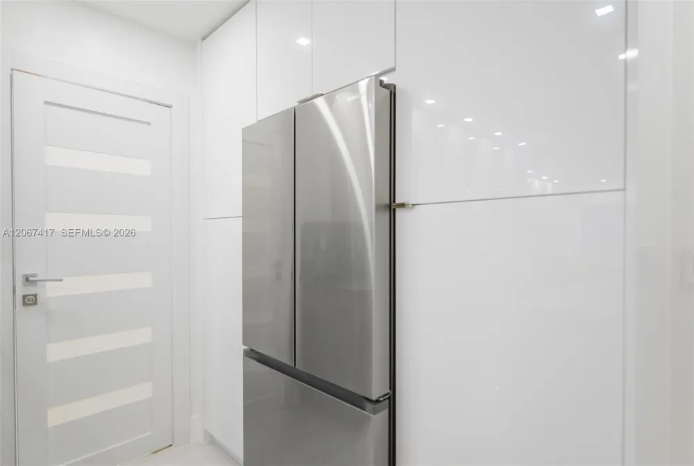 1980 S Ocean Dr #20K Hallandale Beach, FL 33009