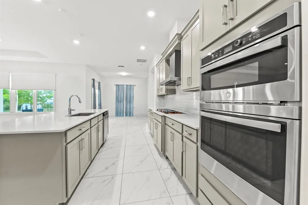 1115 Haywagon Trail Loxahatchee, FL 33470