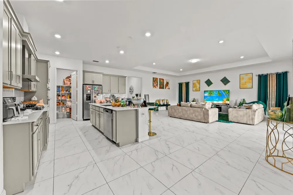 1115 Haywagon Trail Loxahatchee, FL 33470