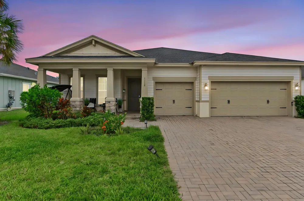 1115 Haywagon Trail Loxahatchee, FL 33470