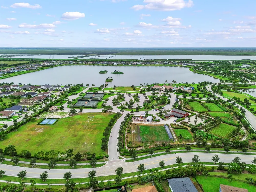 1115 Haywagon Trail Loxahatchee, FL 33470