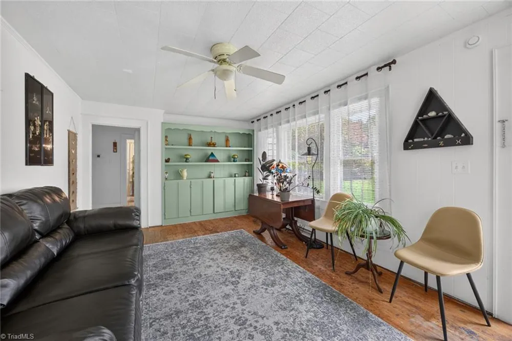 3511 Helmstetler Road Lexington, NC 27295