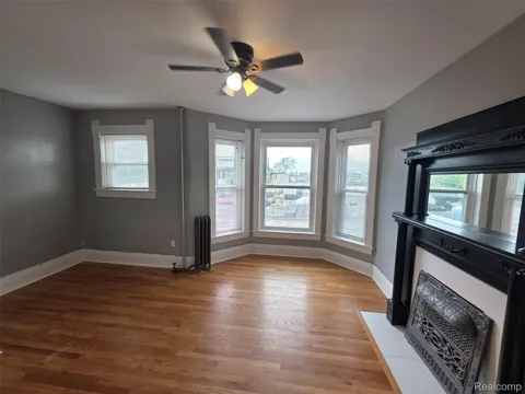 5853 3rd Street #6