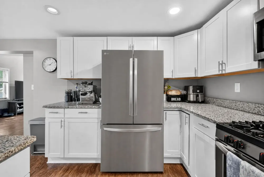 1113 Napoleon Road Leoni Township, MI 49201