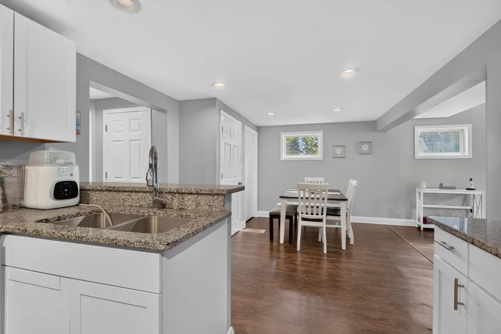 1113 Napoleon Road Leoni Township, MI 49201