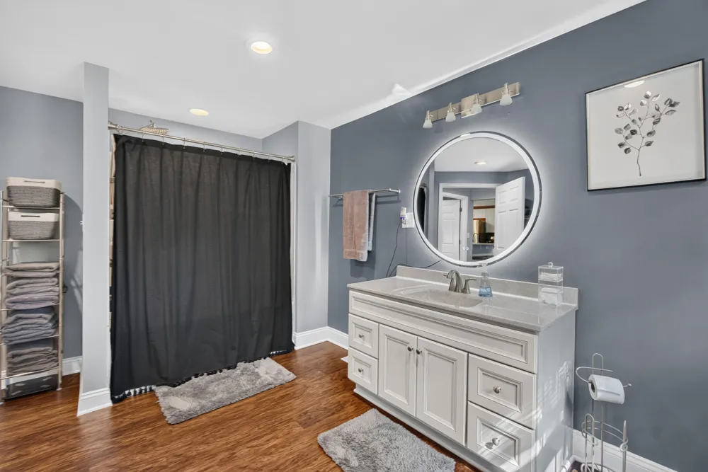 1113 Napoleon Road Leoni Township, MI 49201