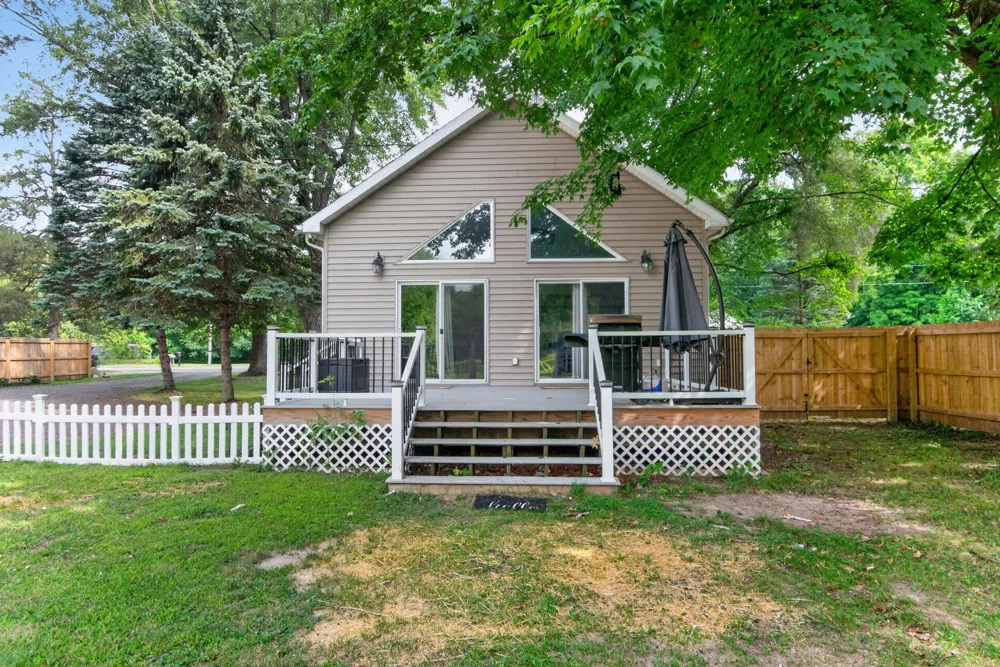 1113 Napoleon Road Leoni Township, MI 49201