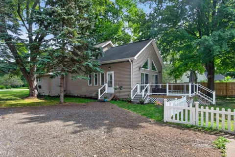1113 Napoleon Road