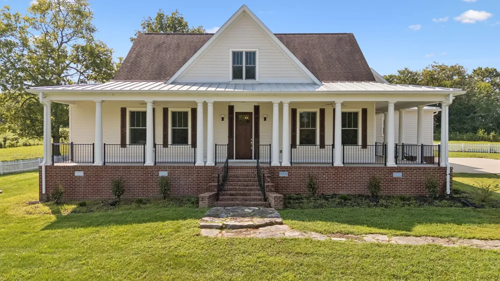 1143 Hilton Ln Castalian Springs, TN 37031