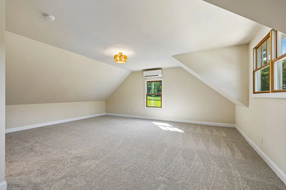 1143 Hilton Ln Castalian Springs, TN 37031