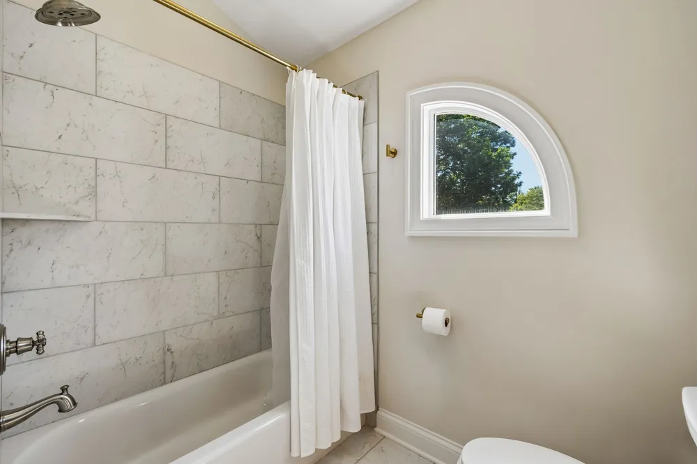 1143 Hilton Ln Castalian Springs, TN 37031