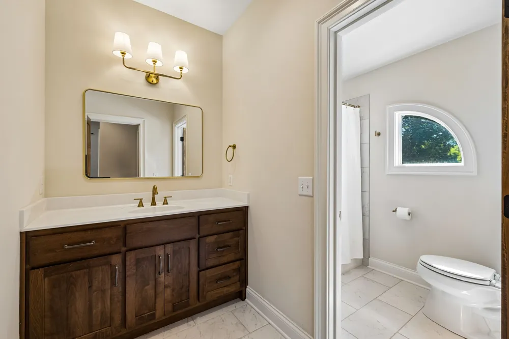 1143 Hilton Ln Castalian Springs, TN 37031