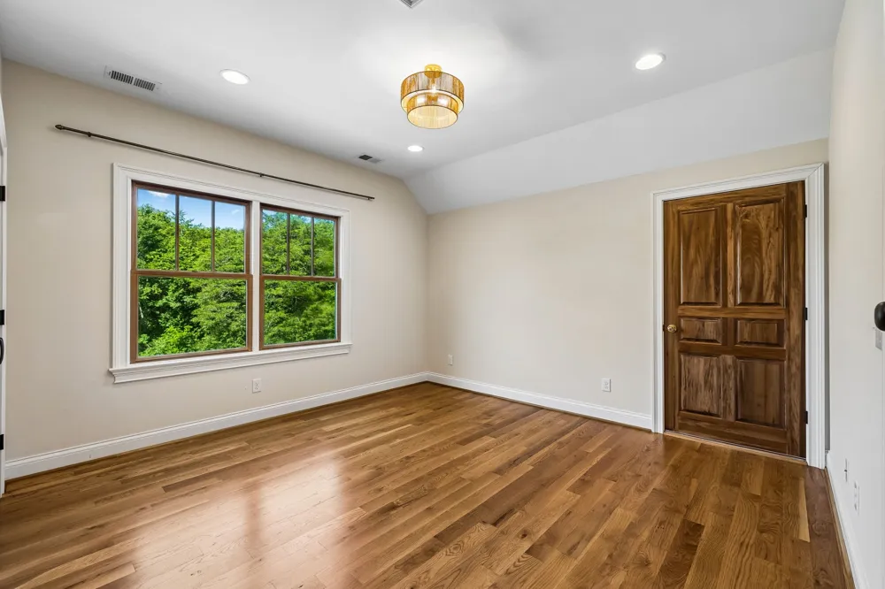1143 Hilton Ln Castalian Springs, TN 37031