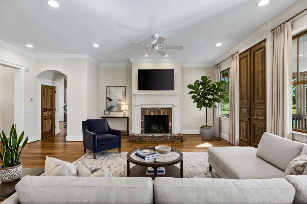 1143 Hilton Ln Castalian Springs, TN 37031