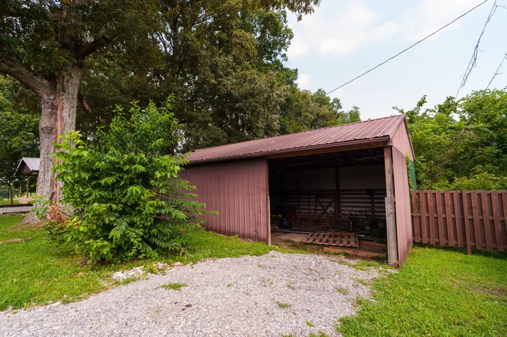 142 Poston Andrews Ln Cookeville, TN 38506