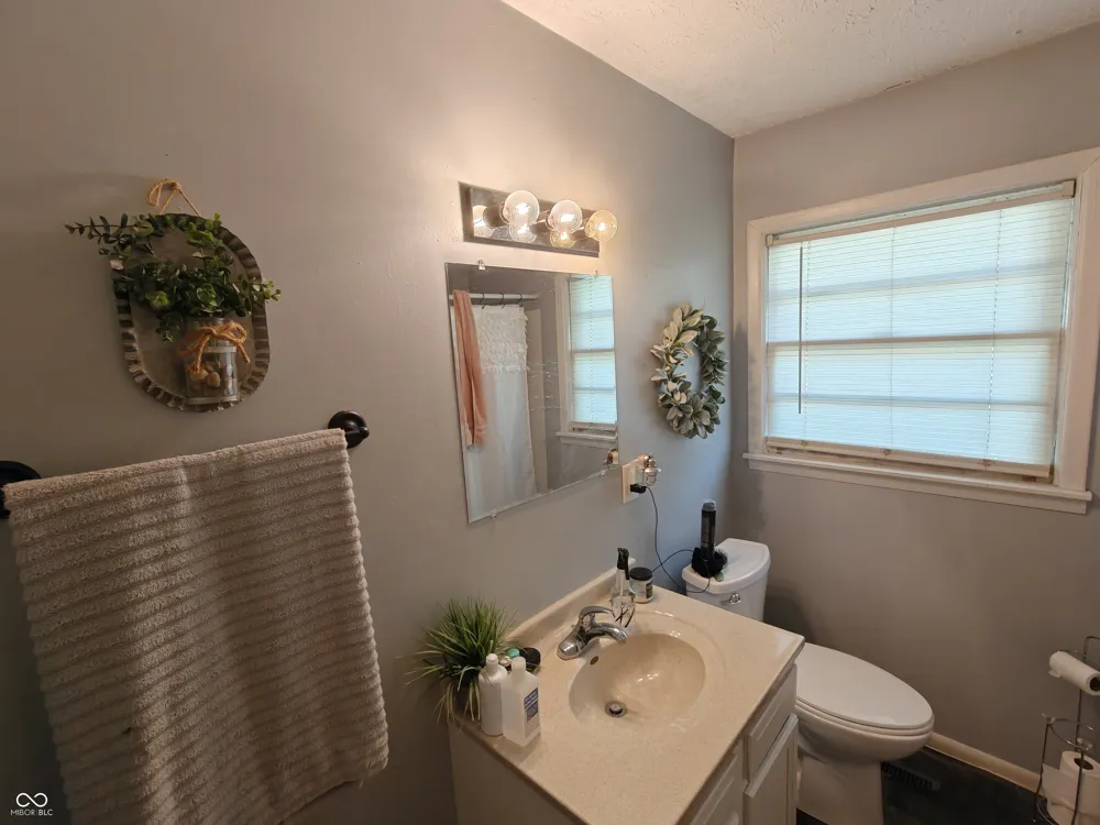 663 Van Avenue Shelbyville, IN 46176