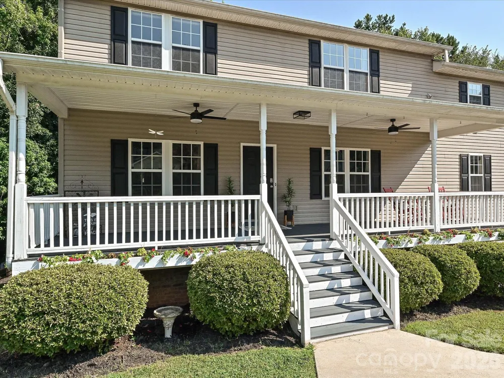1401 Wall Street Waxhaw, NC 28173
