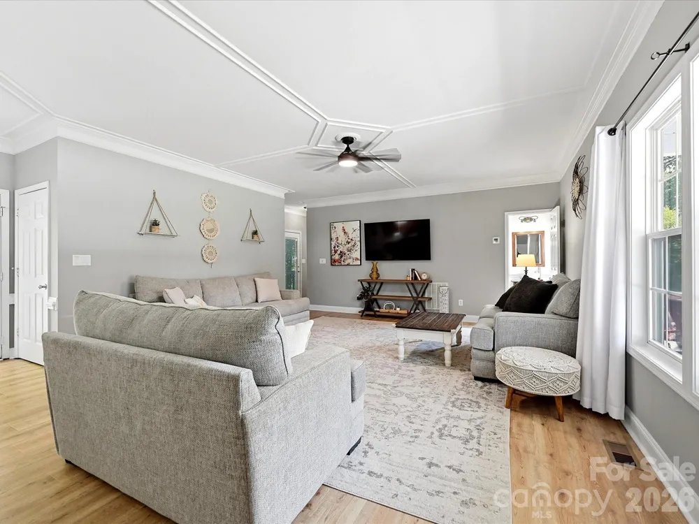 1401 Wall Street Waxhaw, NC 28173